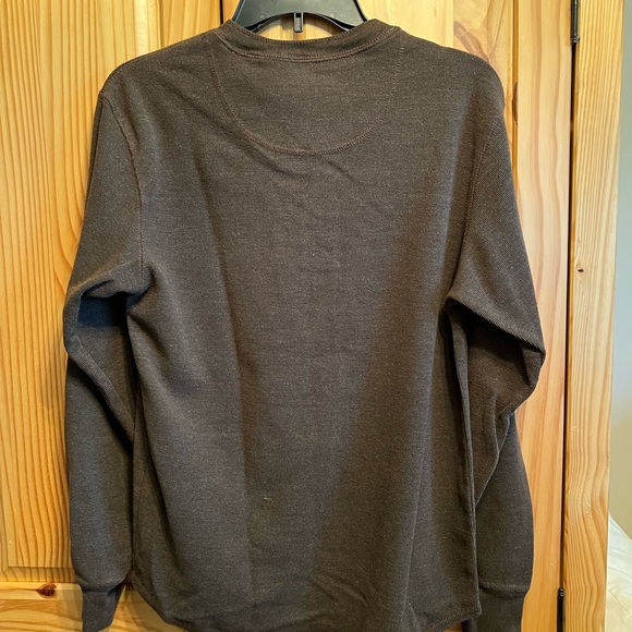 Lot (2) Men’s Pullover Shirts - Picture 6 of 8